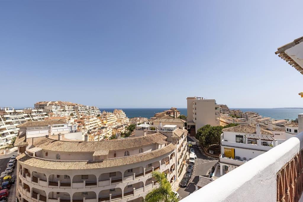 Spacious Penthouse With Spectacular Sea Views! Appartement *