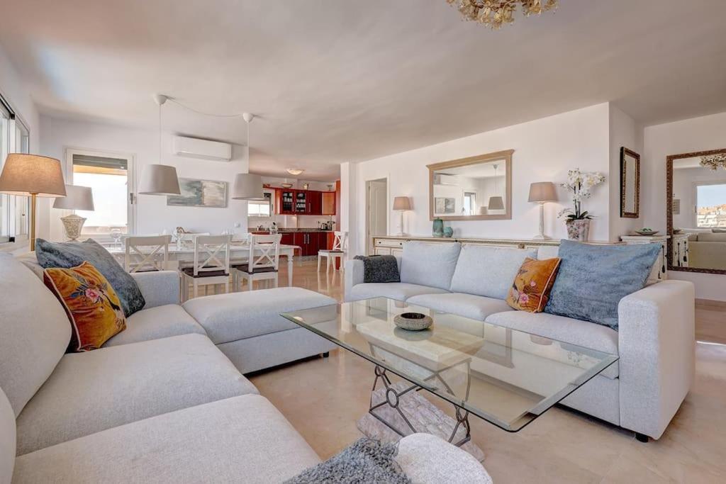 Appartement Spacious Penthouse With Spectacular Sea Views! *