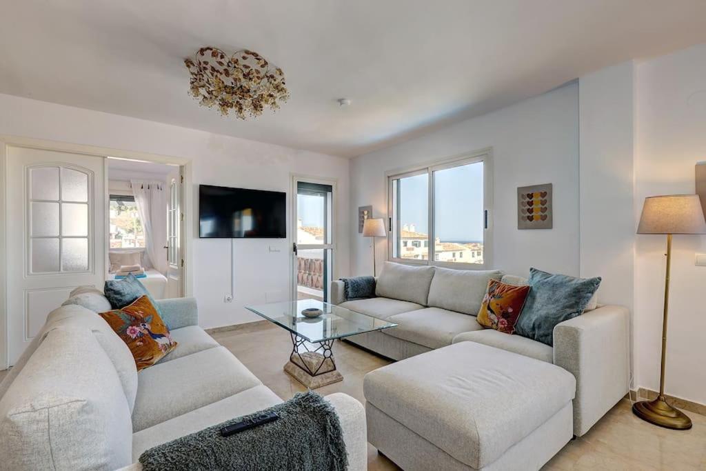 Spacious Penthouse With Spectacular Sea Views! Appartement *